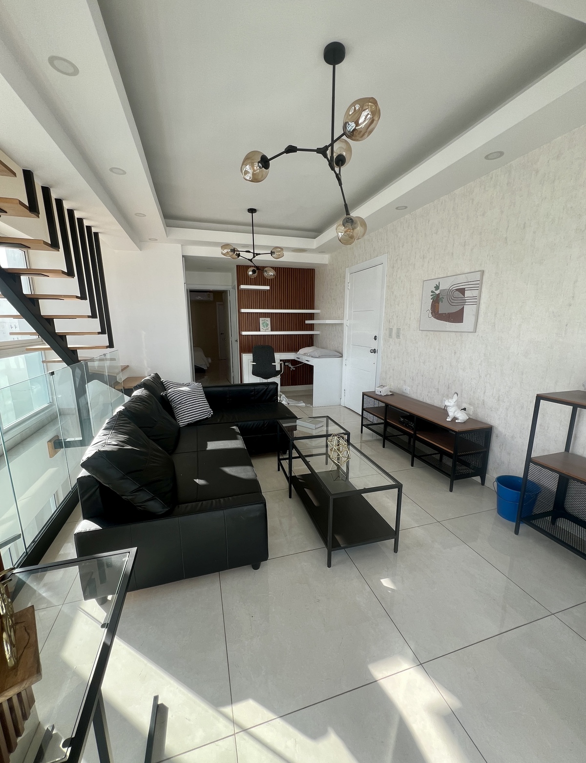 24 de 26: Family room