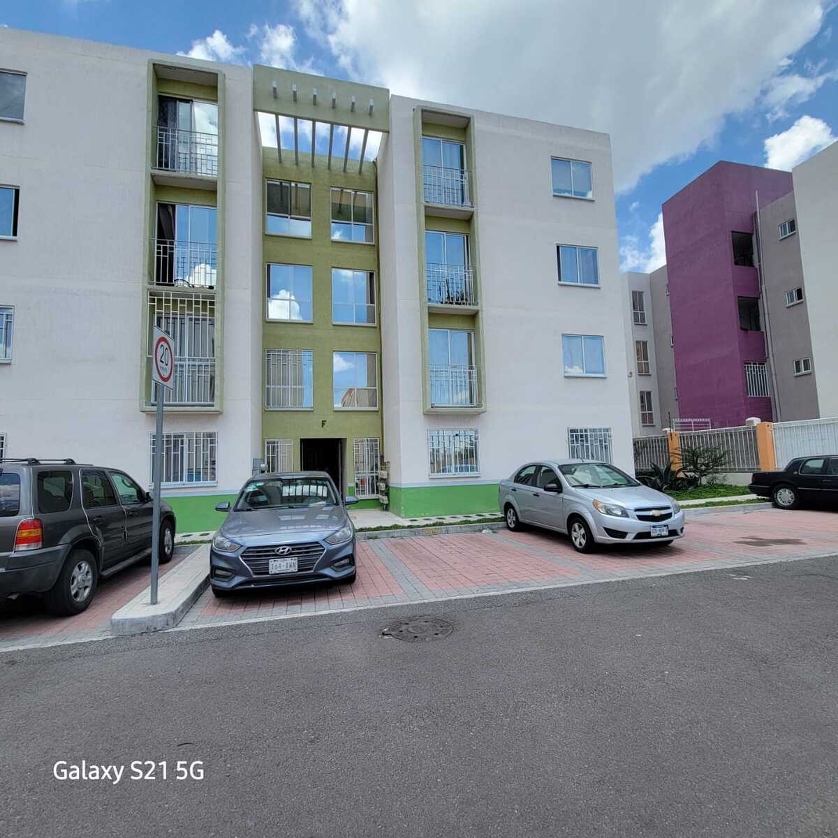 2 de 9: FACHADA EDIFICIO