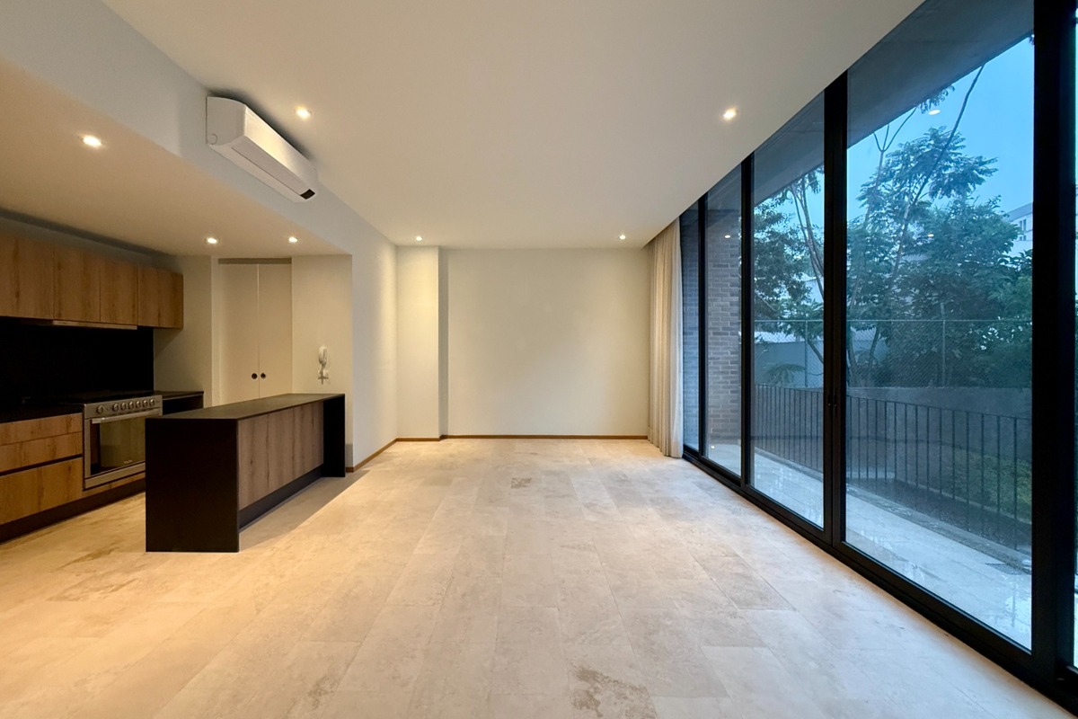 1 of 22: Sala comedor y cocina