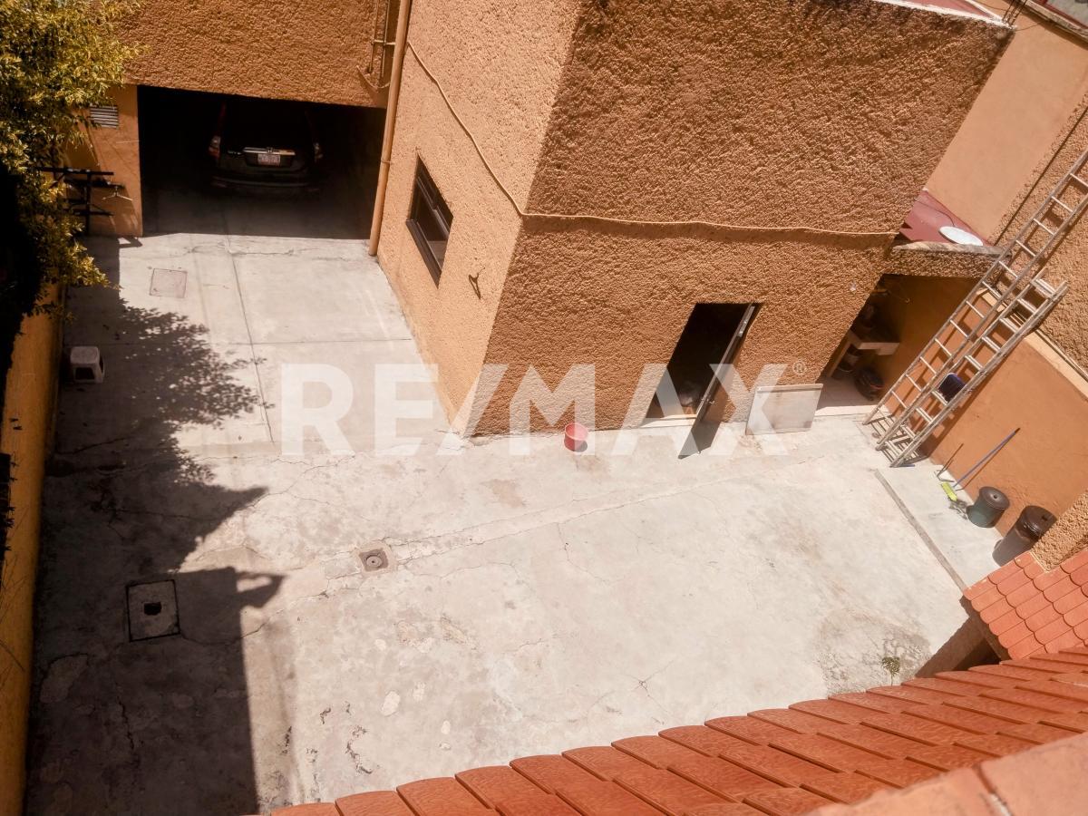 5 of 48: Patio 90m2 intermedio
