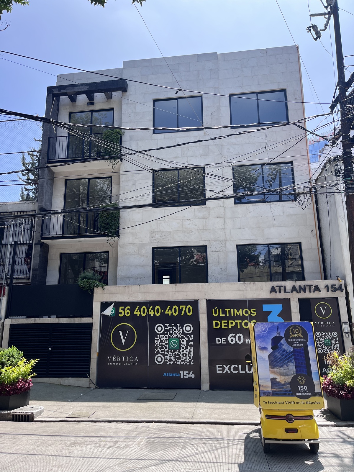 1 de 20: Fachada de Edificio
