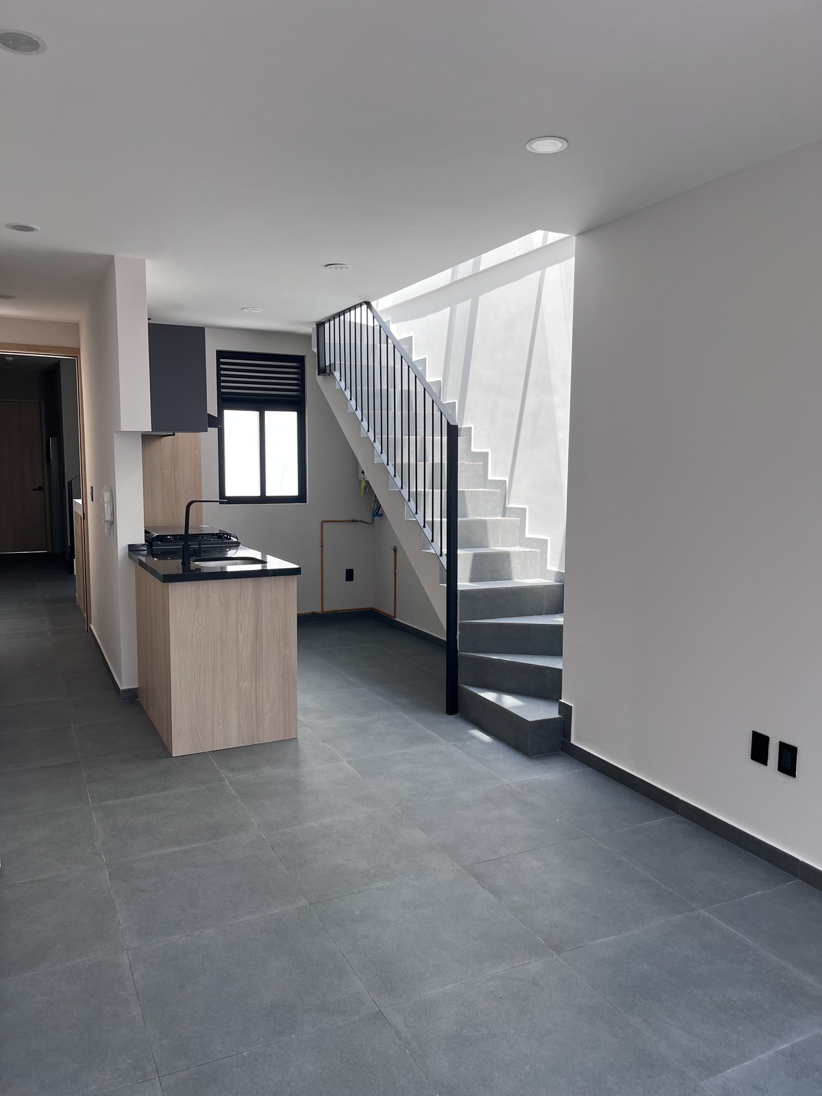 5 de 20: Cocina y acceso directo a RG