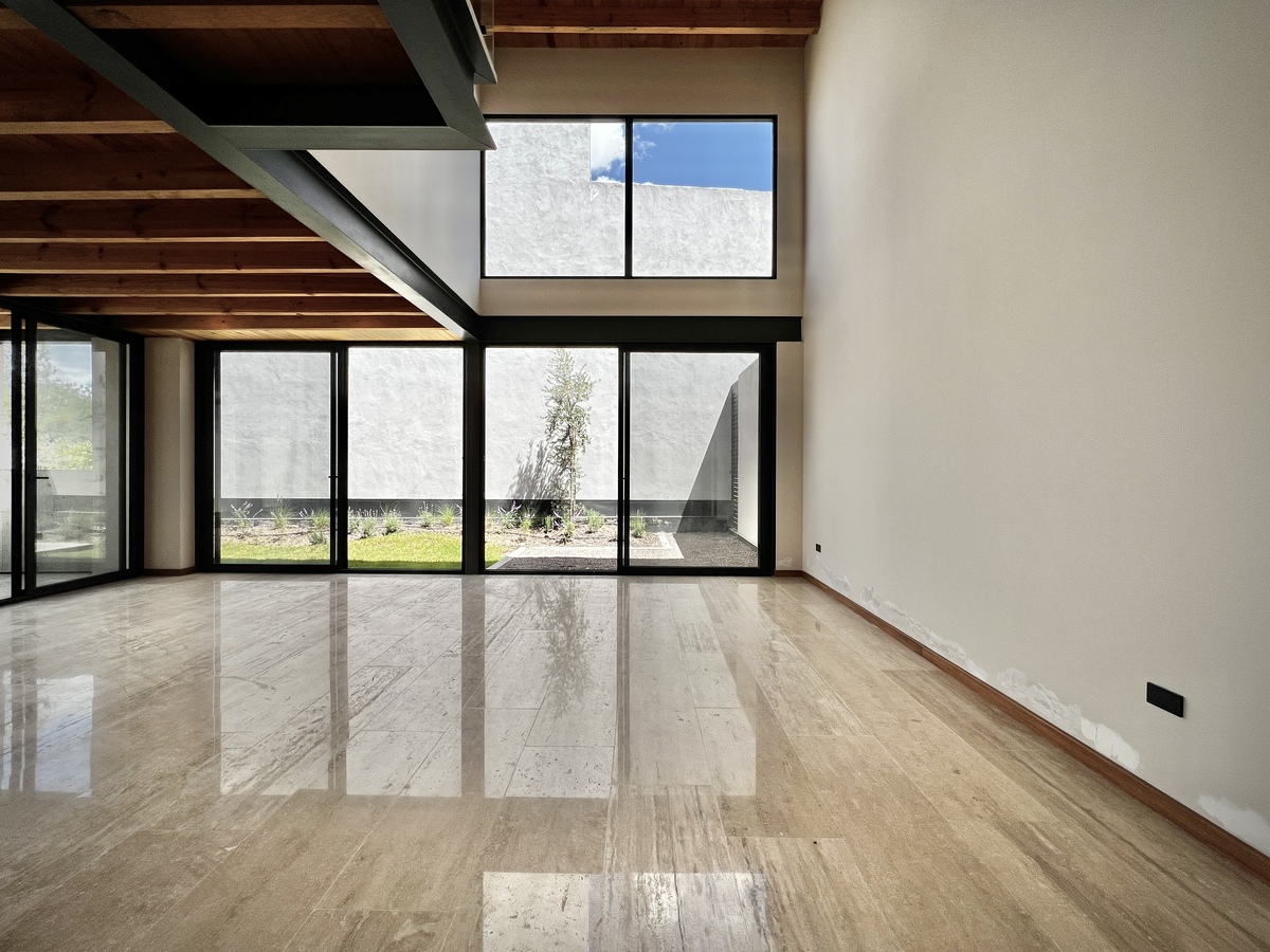 8 de 39: Gran sala a doble altura
