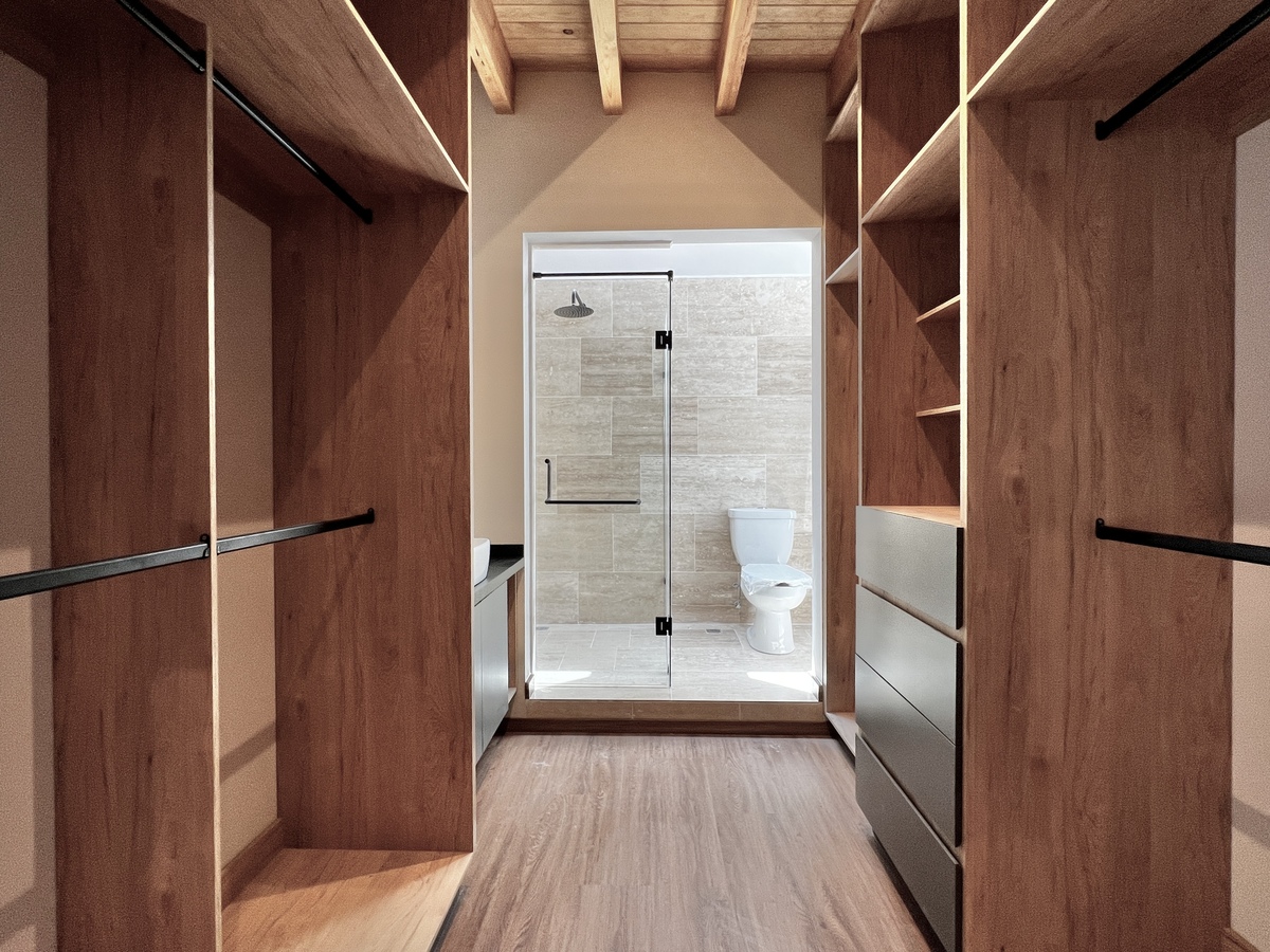 37 de 39: Baño secundario