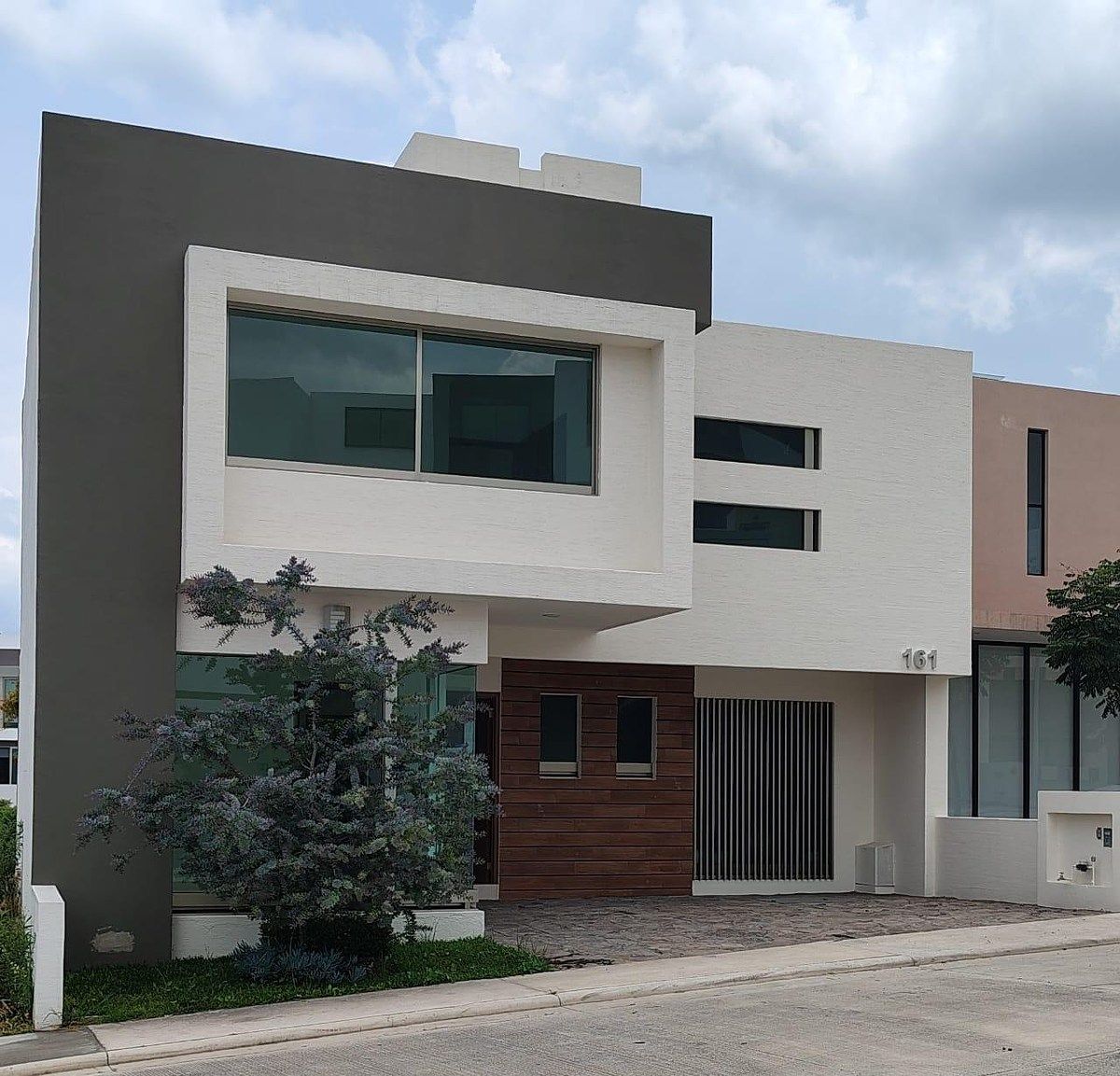 CASA EM LOMALTA TRES MARIAS MORELIA MICH, R$4.455.000, foto 1 de 16