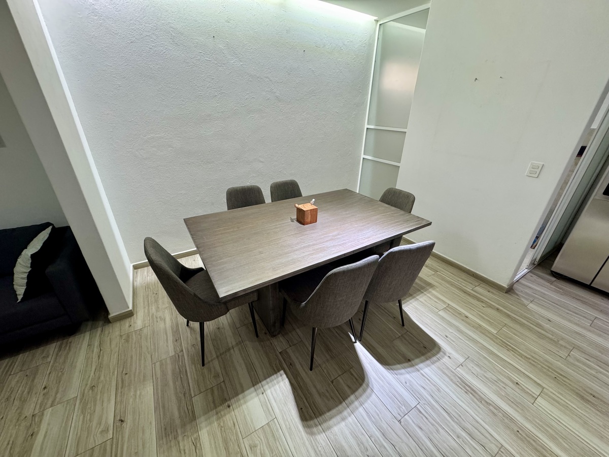11 of 34: COMEDOR