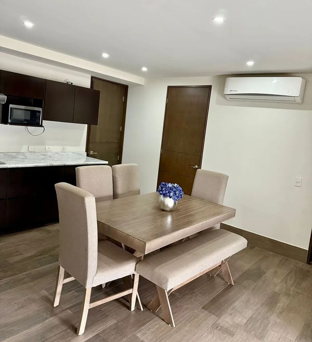 Apartment in La Banda, Santa Catarina, photo 3 of 4