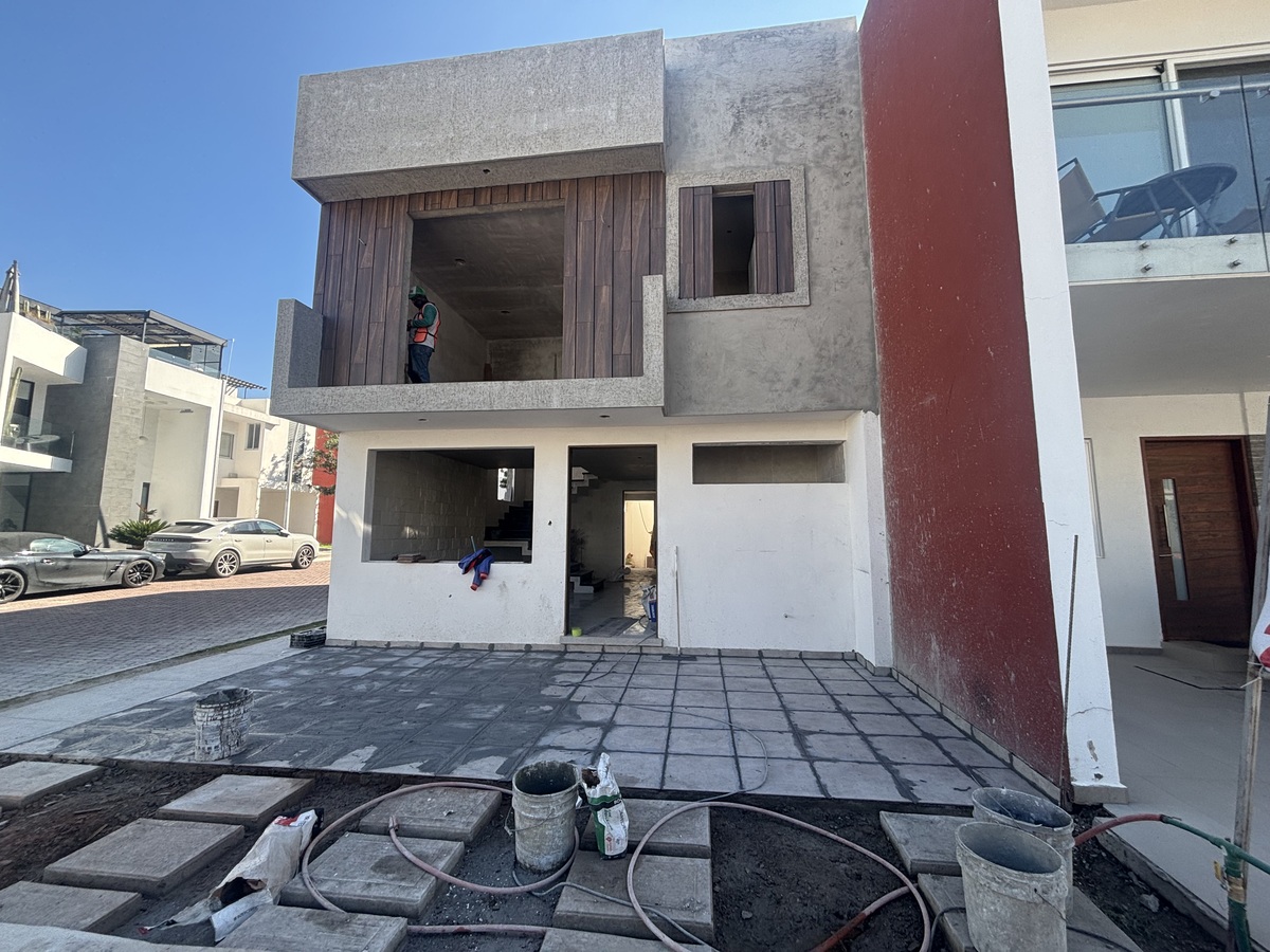 12 de 14: Adelanto de obra