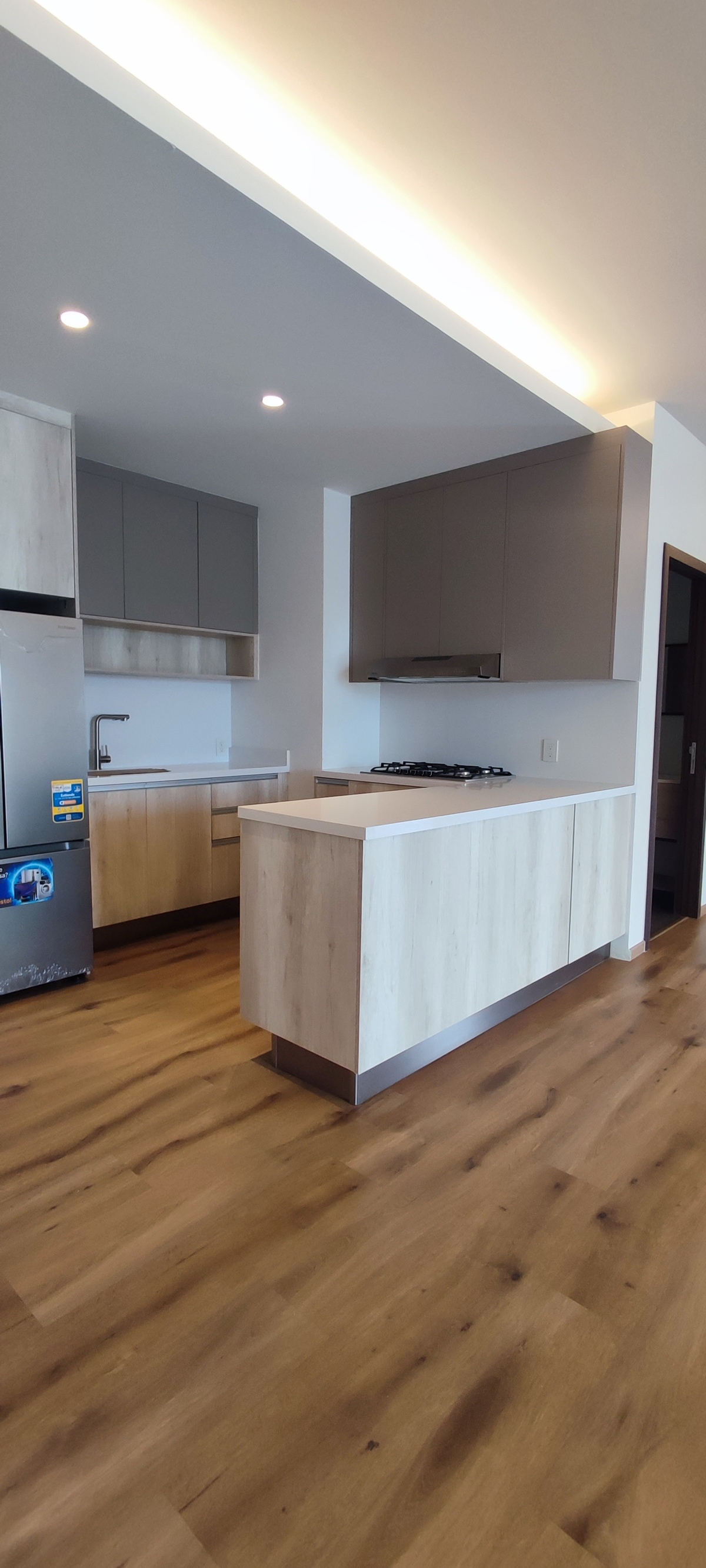 2 de 36: Cocina equipada