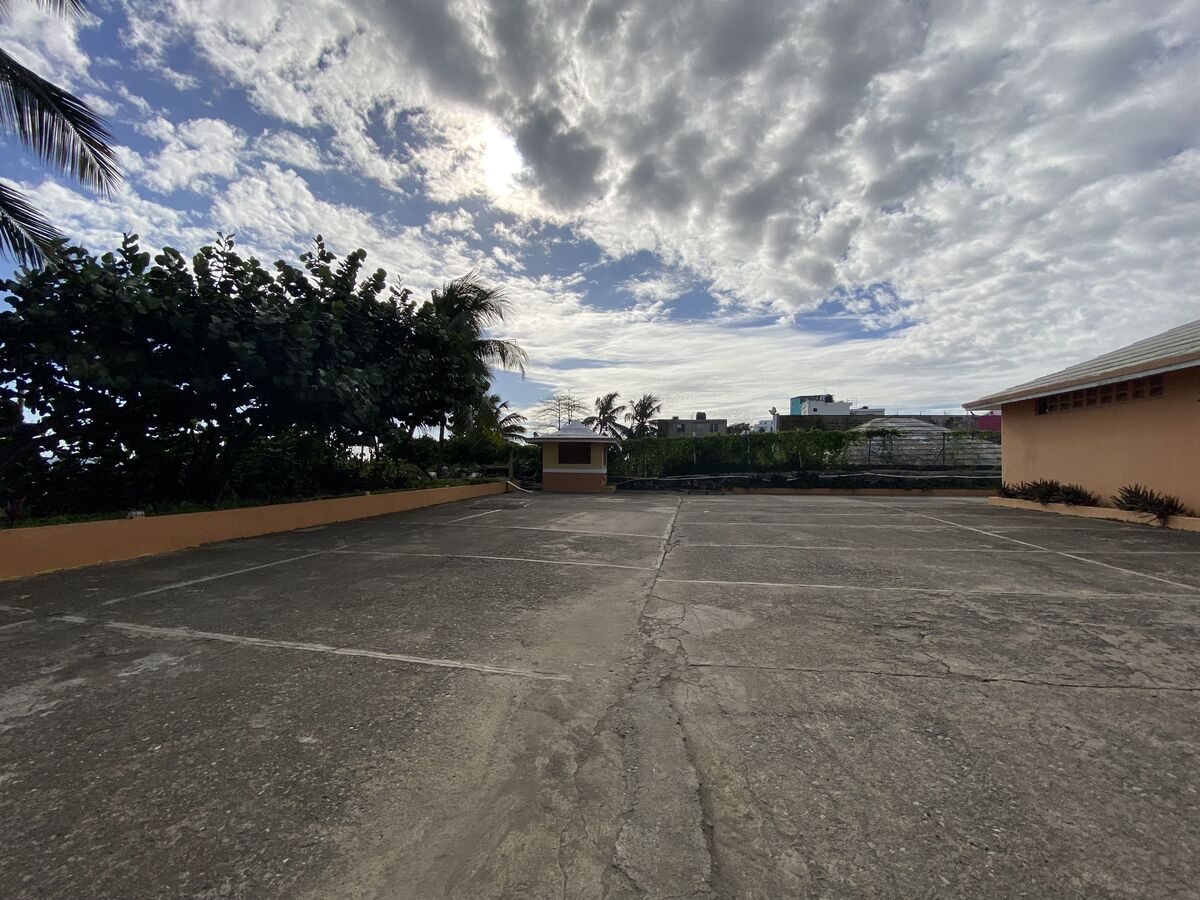 3 de 8