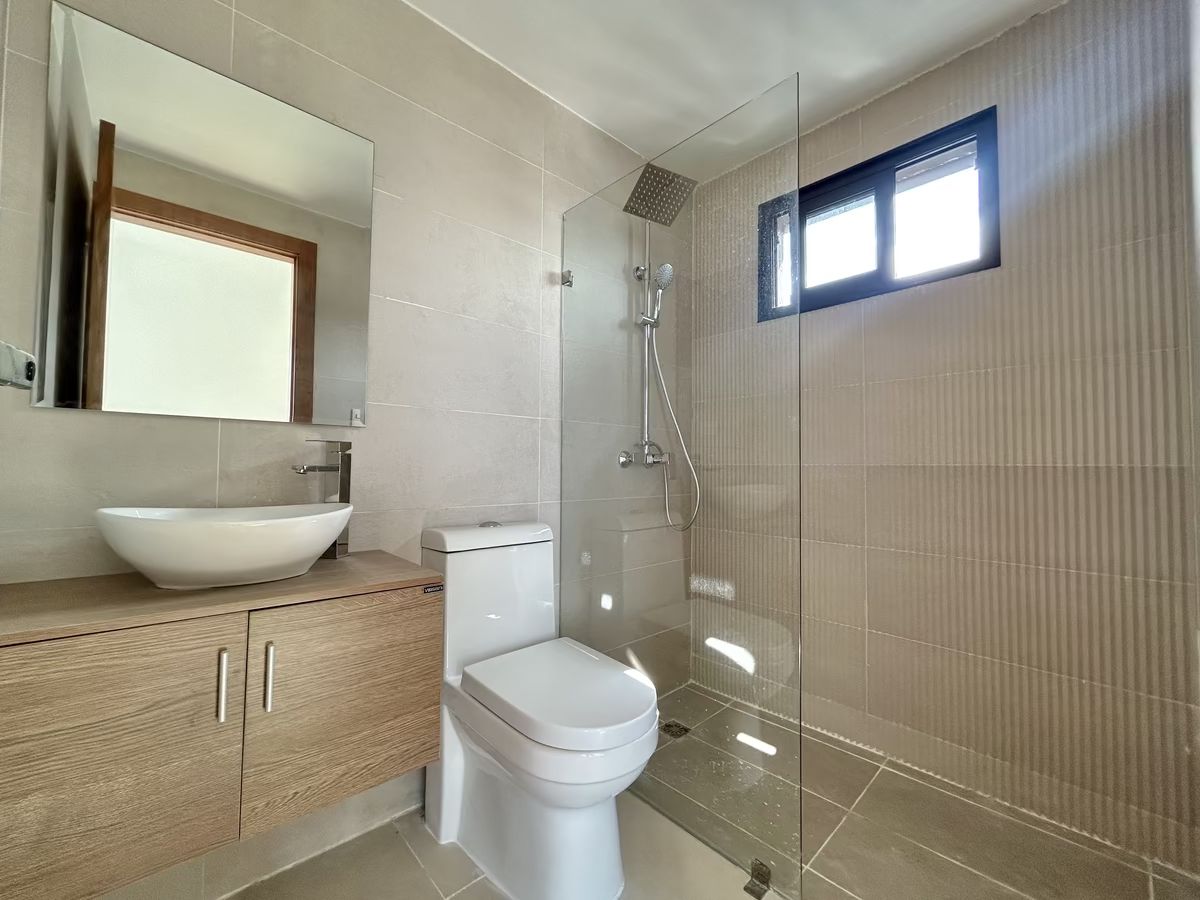 14 de 23: Baño principal