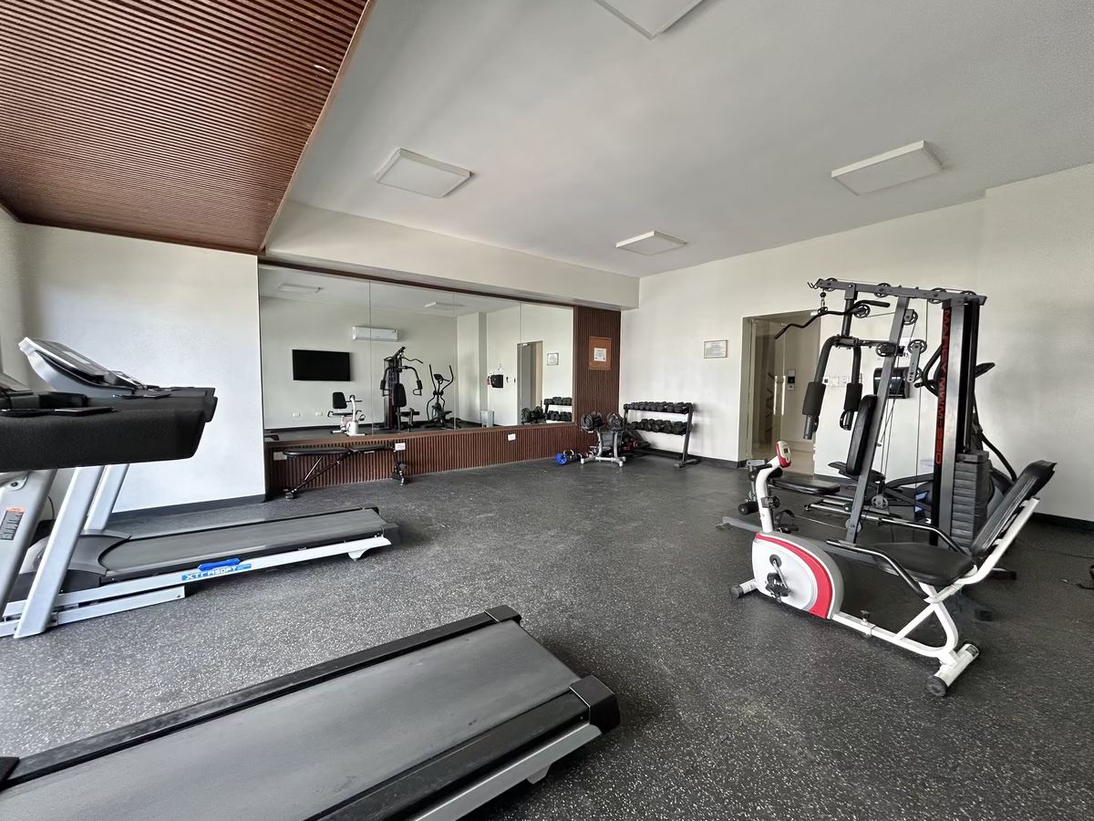 22 de 23: Gimnasio