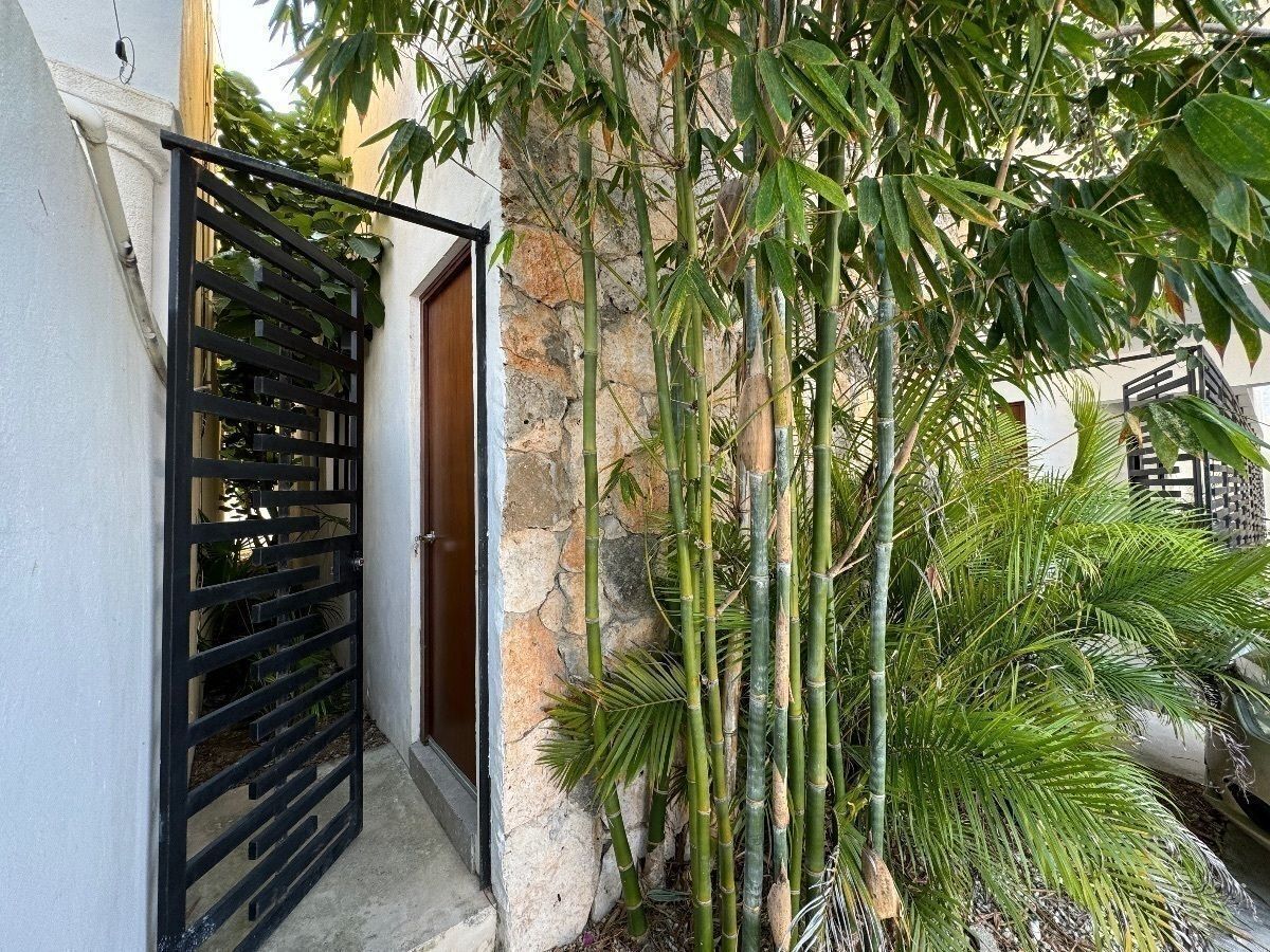https://assets.easybroker.com/property_images/5471817/94827827/EB-UA1817.jpeg?version=1757359556