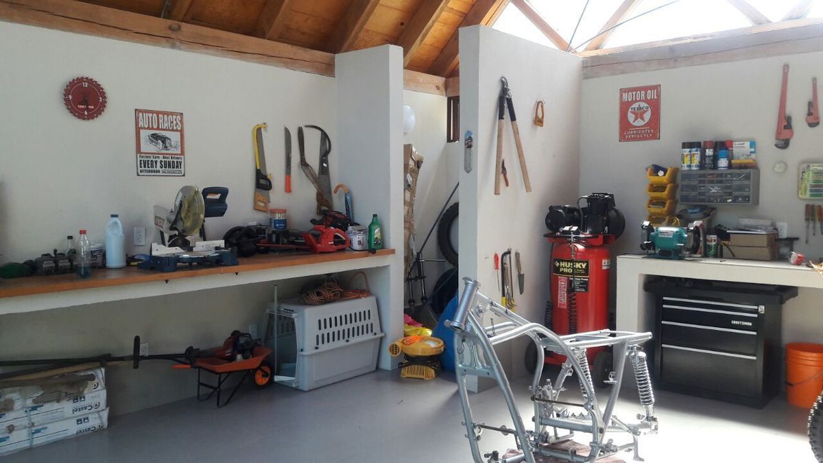 37 de 48: Taller Bodega