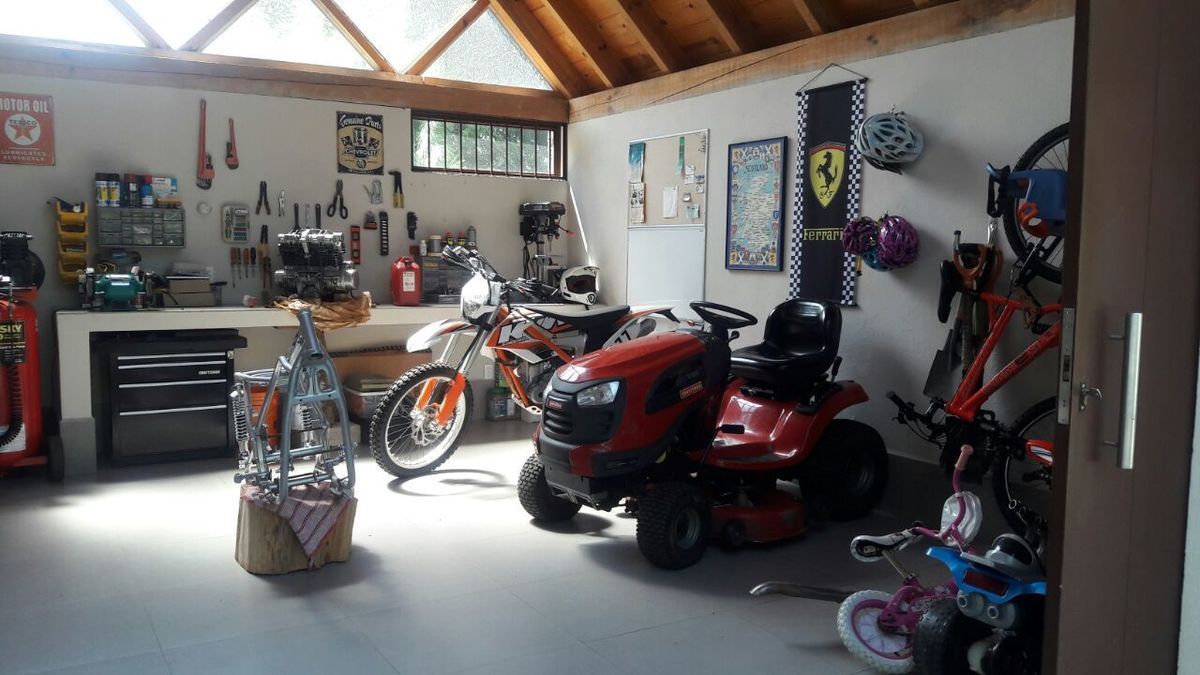 36 de 48: Taaller/ Bodega