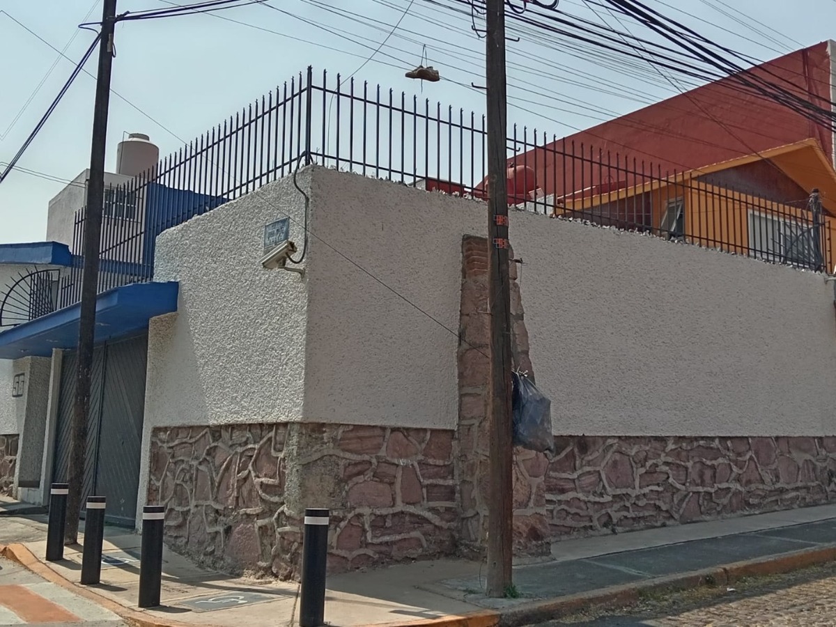 2 de 17