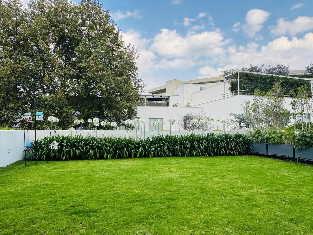 20 de 38: Jardín particular