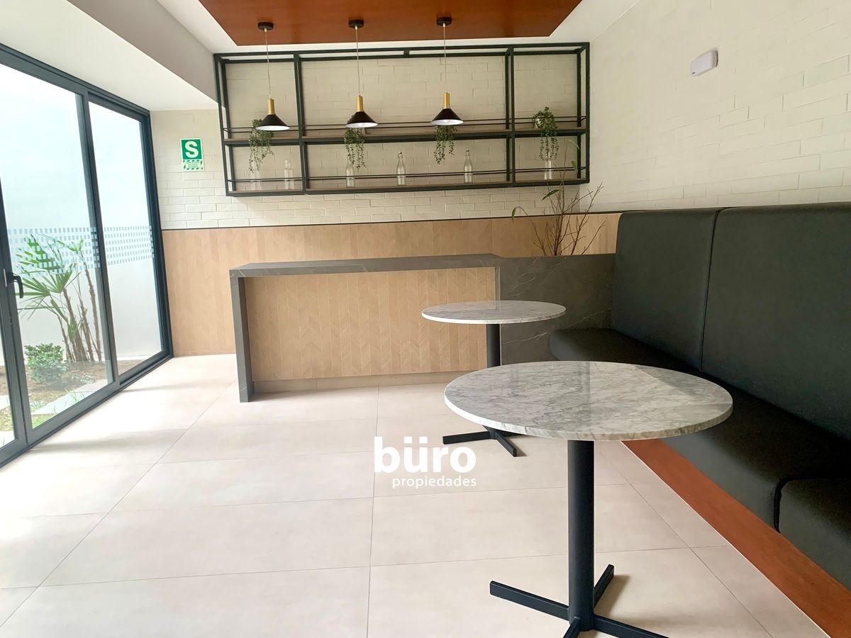 9 de 13: Bar en Área Común