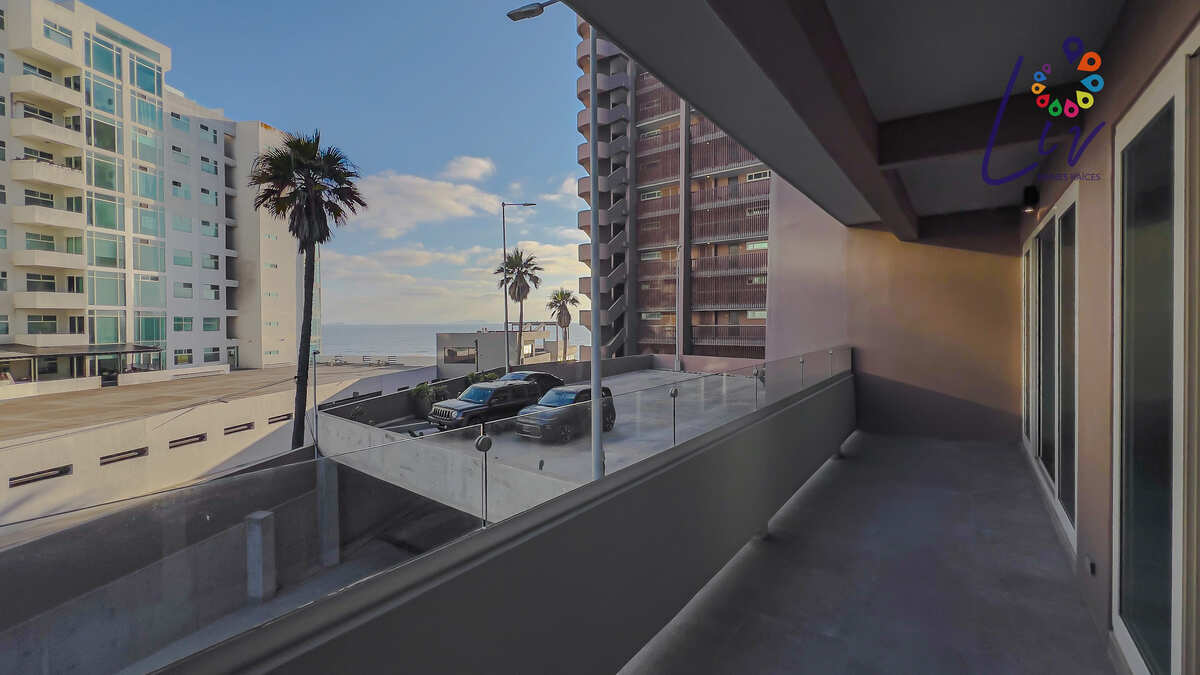 25 of 34: 183 sq ft (17m2) Oceanview Balcony