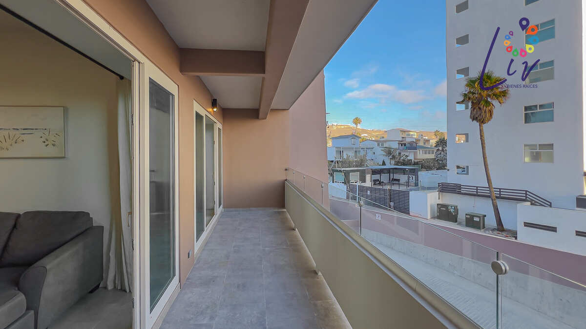 26 of 34: 183 sq ft (17m2) Oceanview Balcony