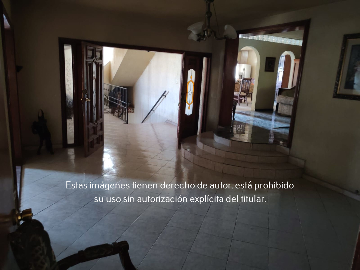 5 of 40: Propiedad en Venta con Proyecto para 30 Departamentos – Col.