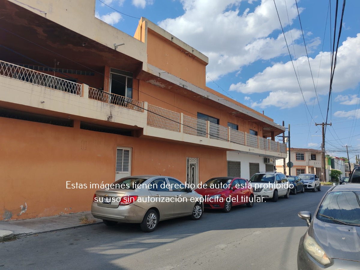 1 of 40: Propiedad en Venta con Proyecto para 30 Departamentos – Col.