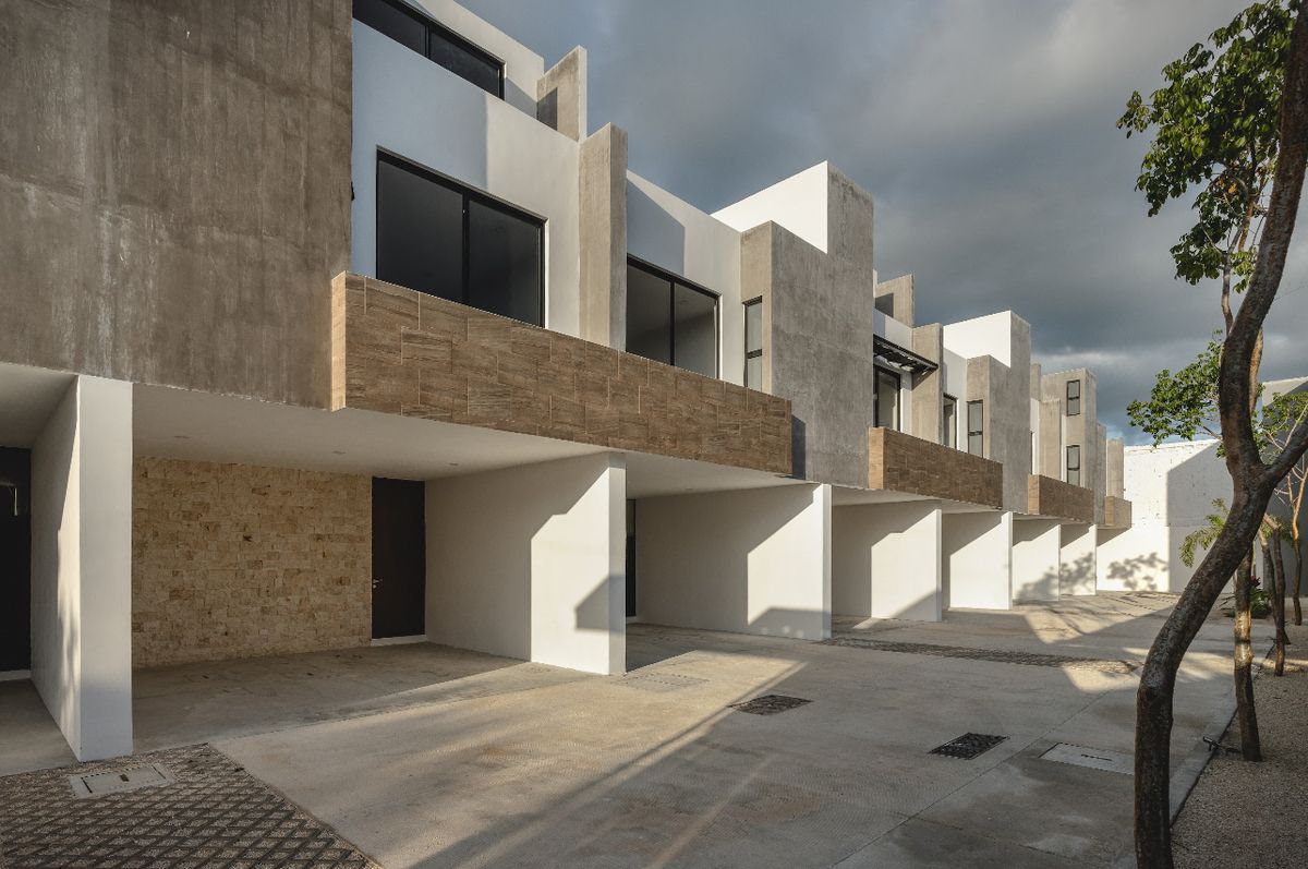 Venta de Casas en Zona Country con amenidades de 2 y 3 rec