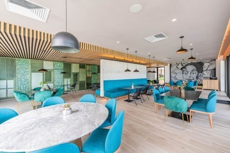 19 de 35: Restaurant