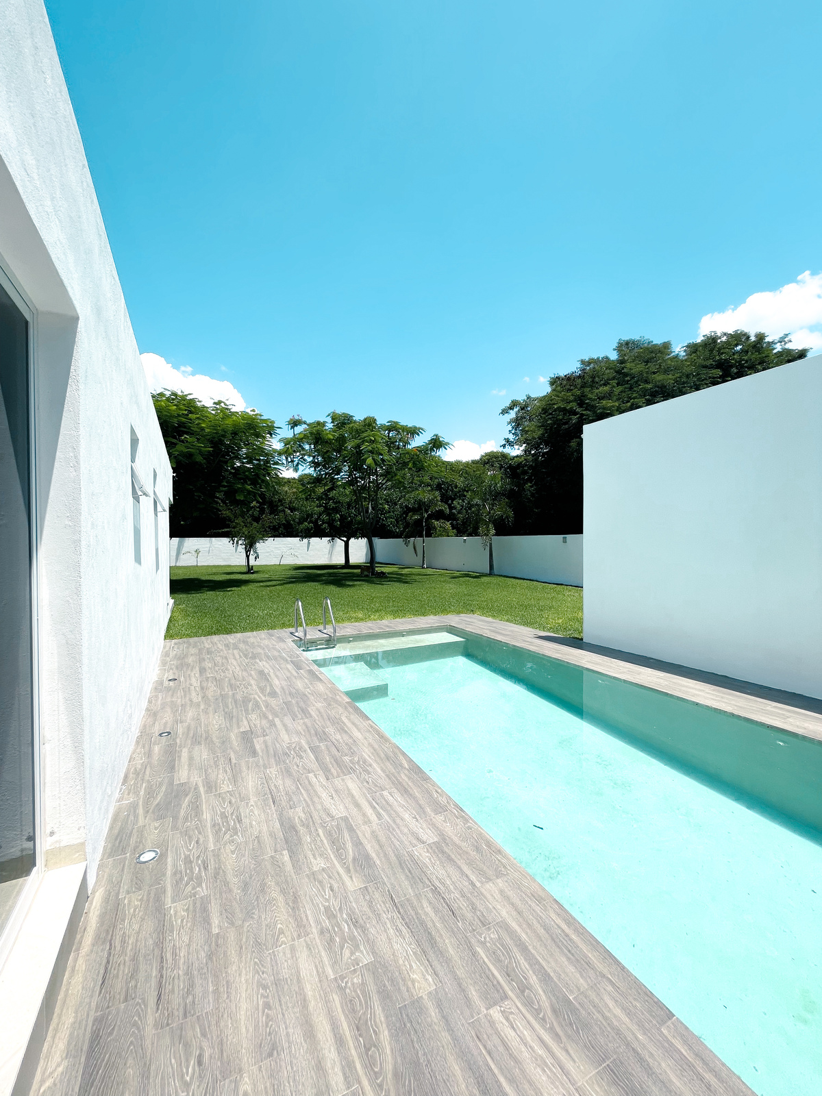 4 de 33: Área de piscina alberca