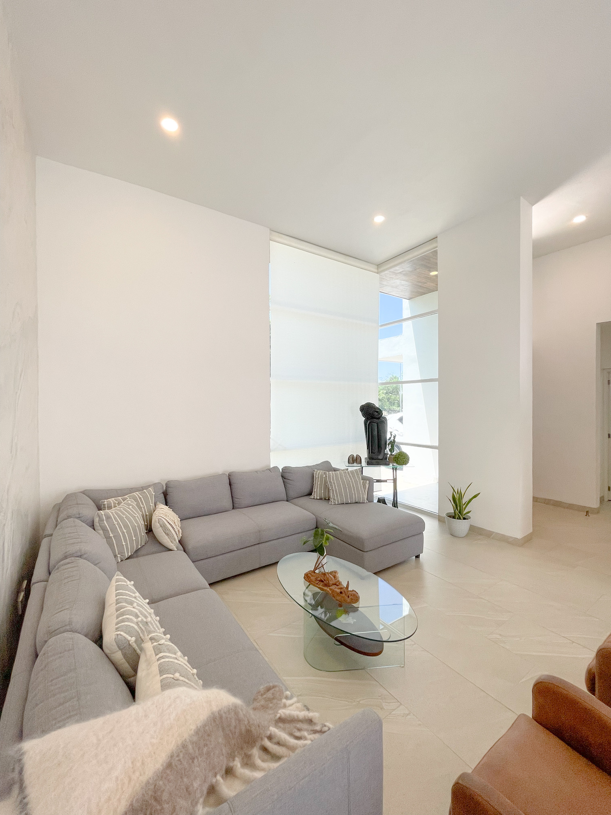 21 de 33: Sala Doble altura