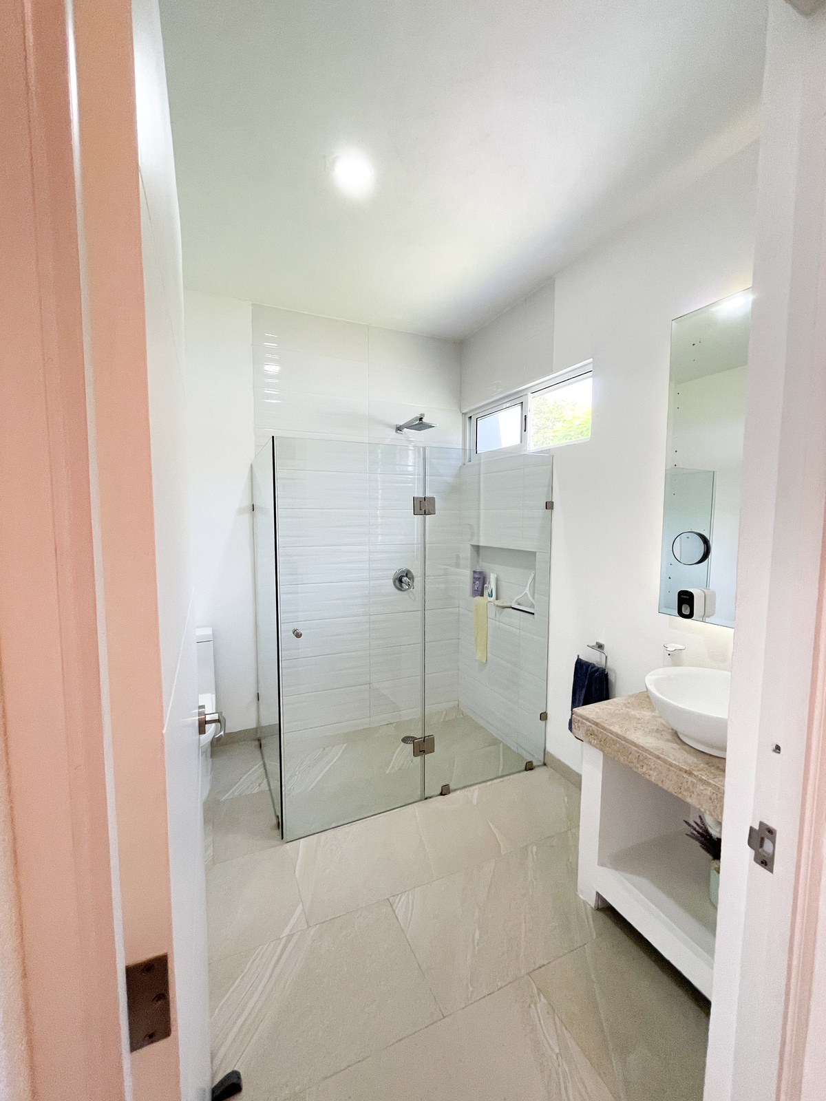 27 de 33: Baños
