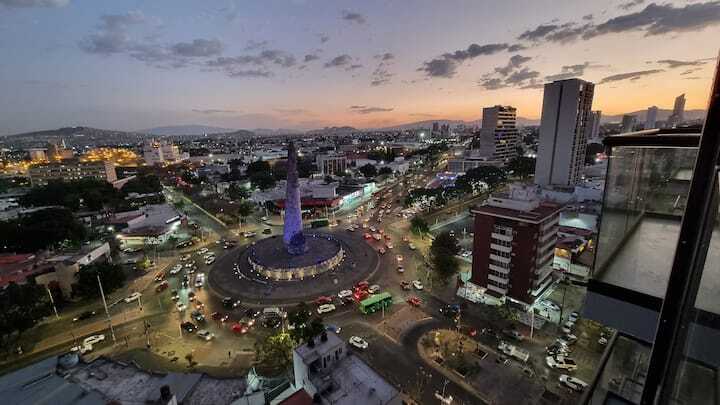 1 de 2
