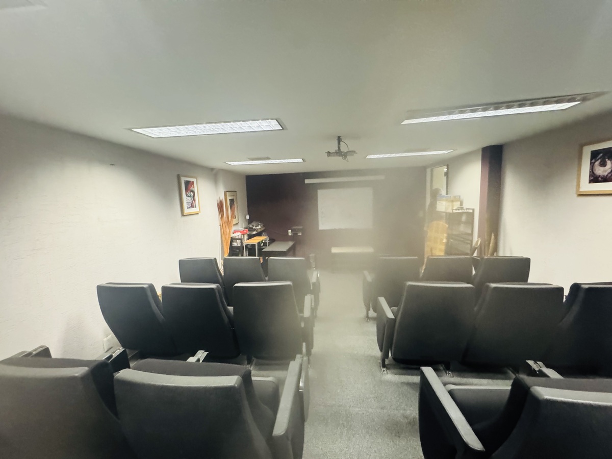 5 de 15: Sala de capacitación