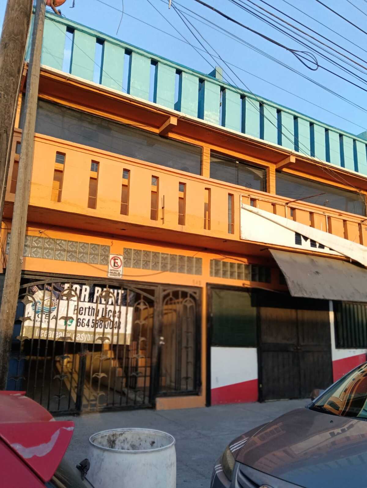3 de 25