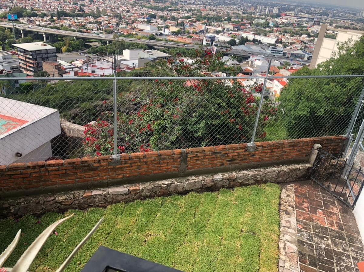 4 de 23