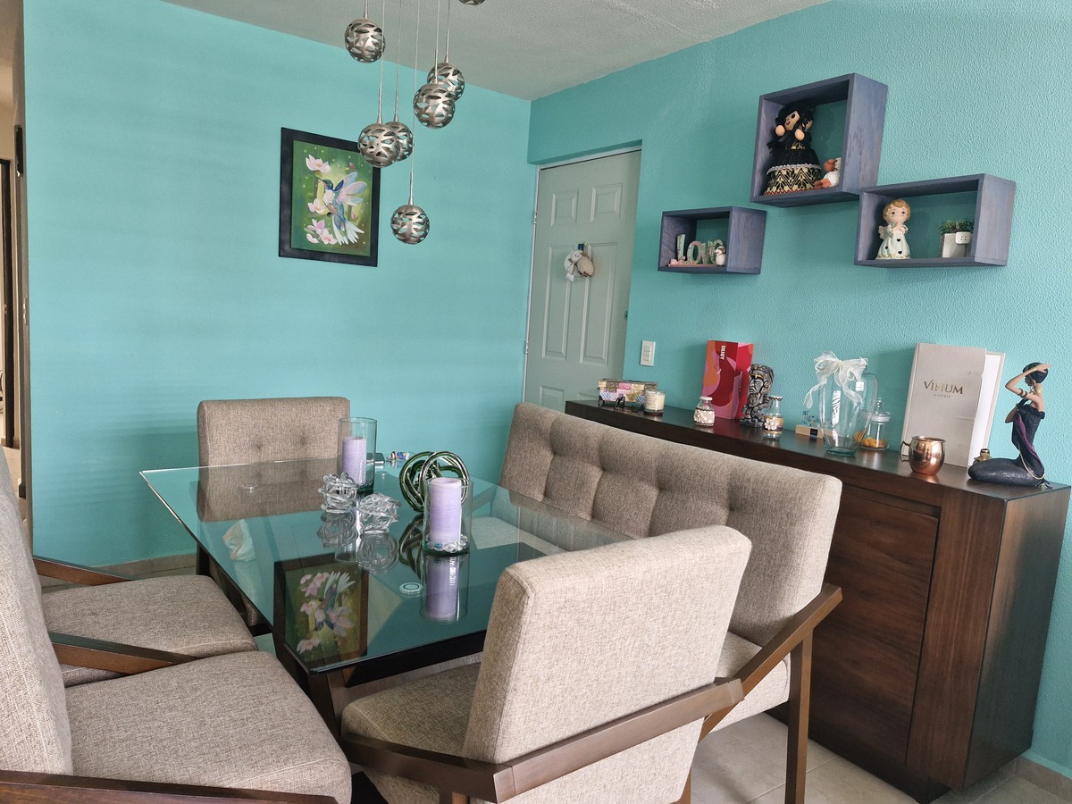 3 de 12: Comedor
