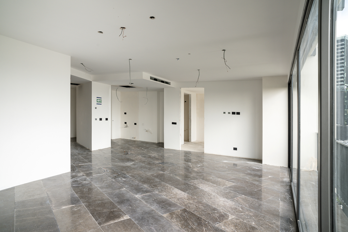 7 de 18: Sala, comedor y cocina al fondo (Sept. 25).