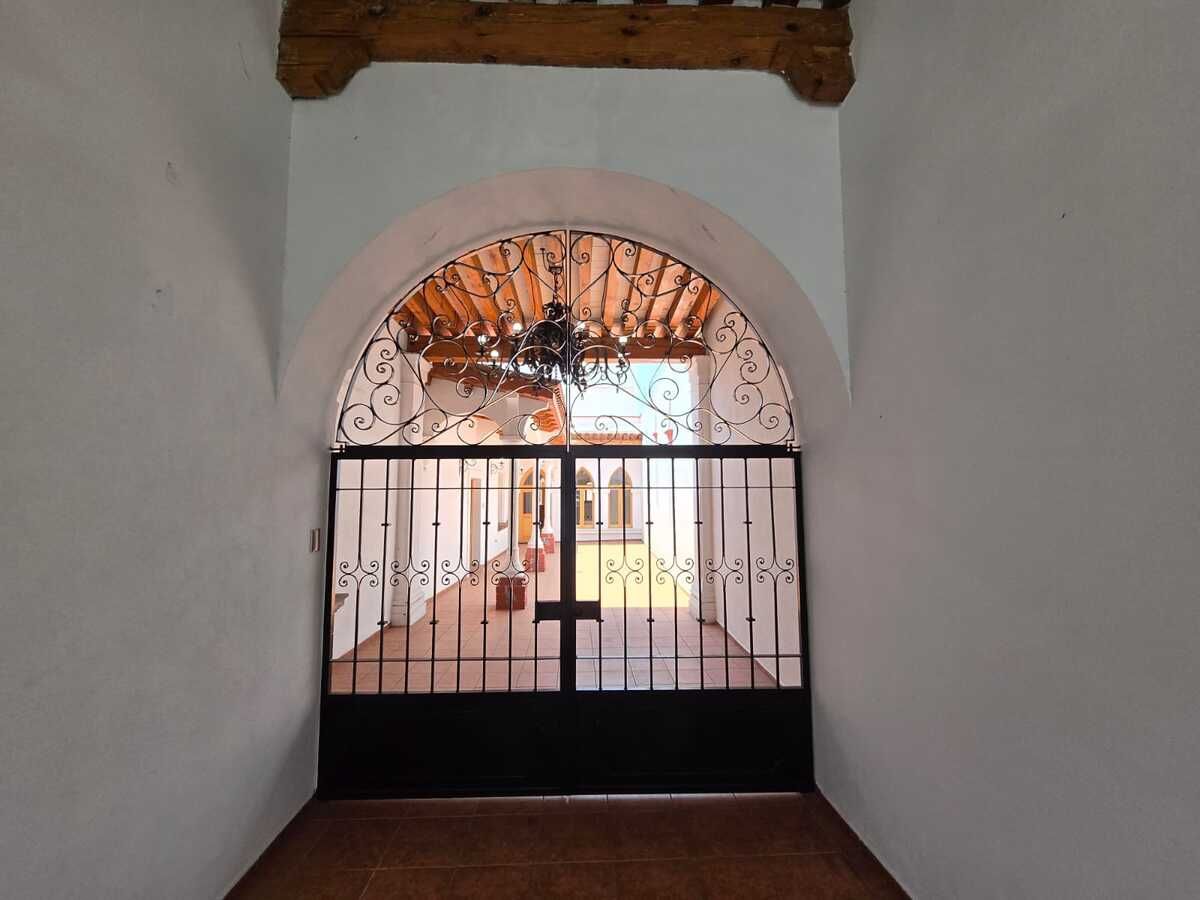 RESIDENCIA DE ESTILO ÚNICO EN EL CENTRO HISTÓRICO DE MORELIA - foto 2