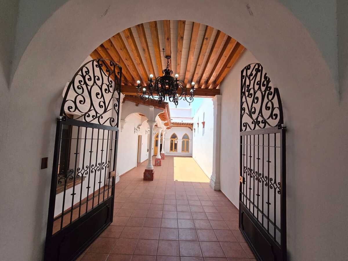 RESIDENCIA DE ESTILO ÚNICO EN EL CENTRO HISTÓRICO DE MORELIA - foto 4