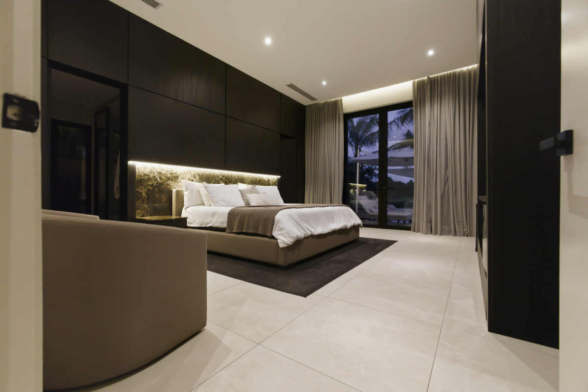 14 of 19: Main bedroom