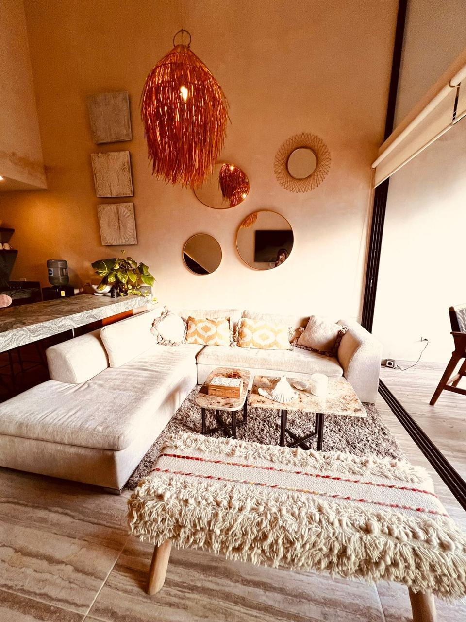 7 of 20: sala