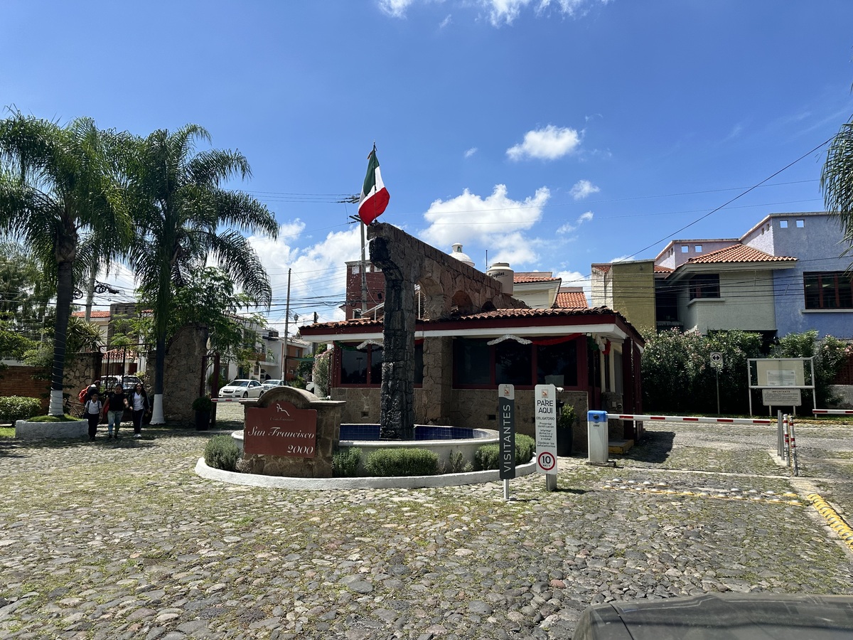 3 de 18