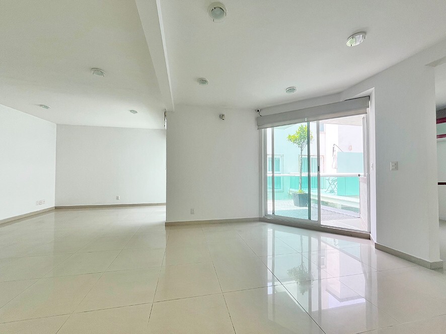 2 de 15: Casa en Condominio en Venta en Florida Rayo Vende ®