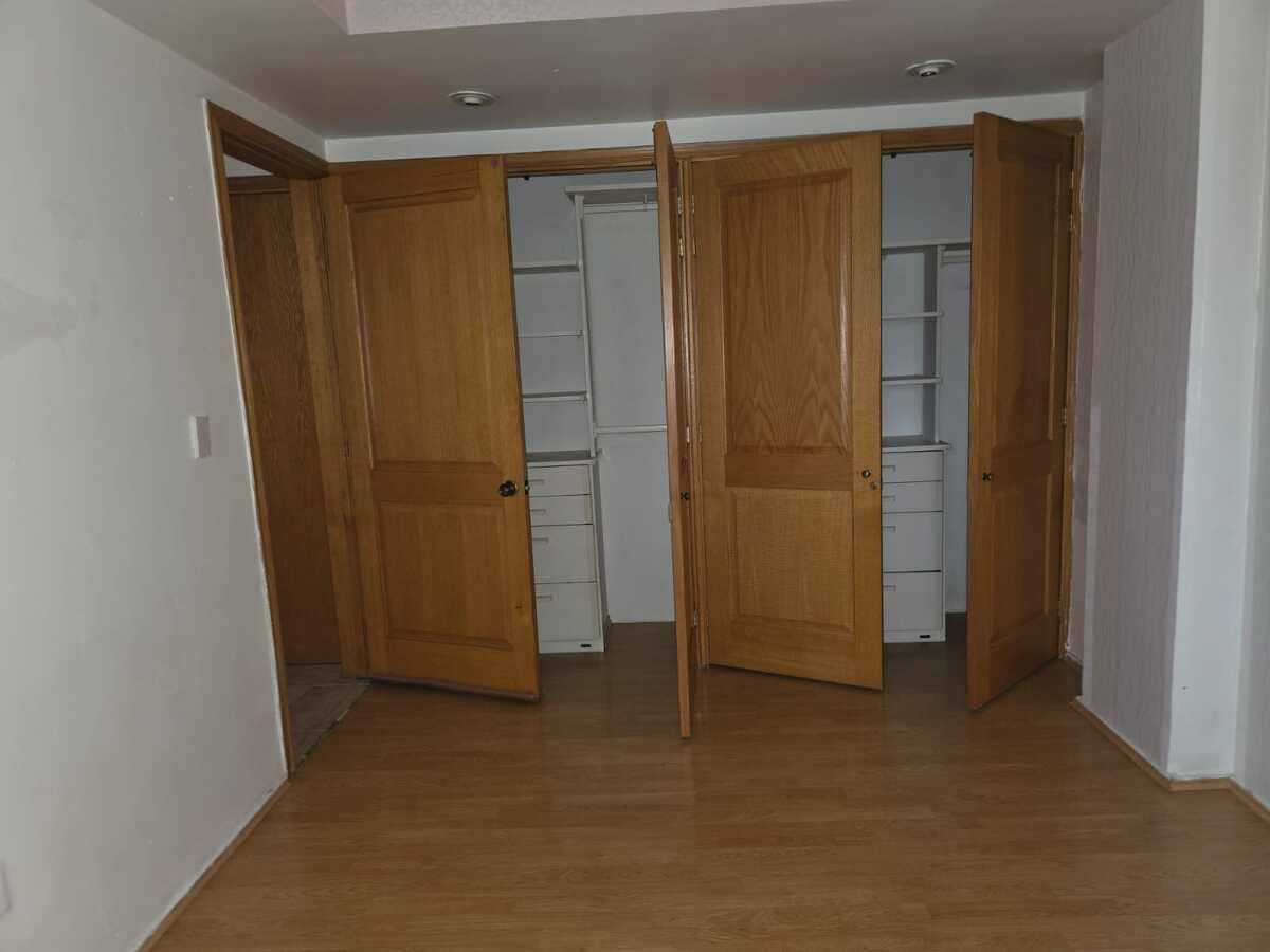 10 de 19: CLOSET