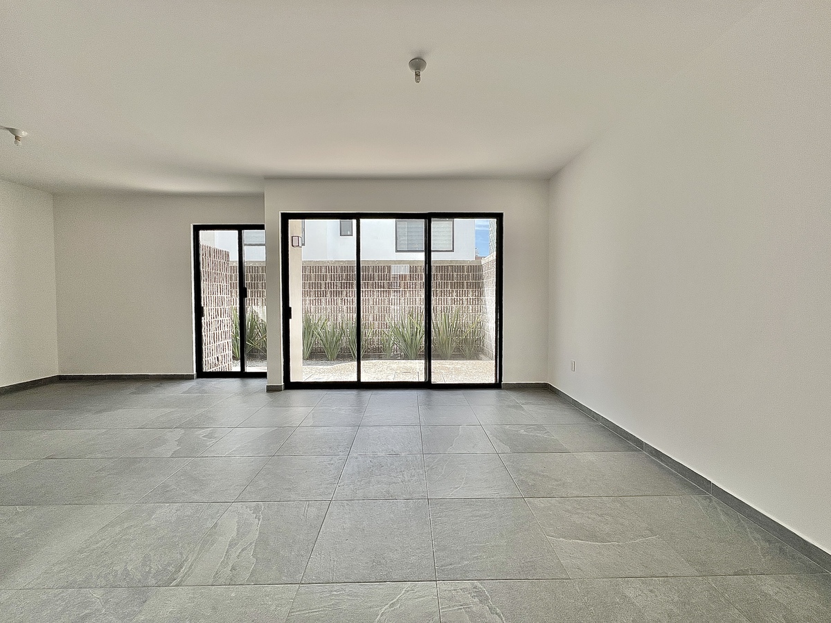 6 de 28: Sala