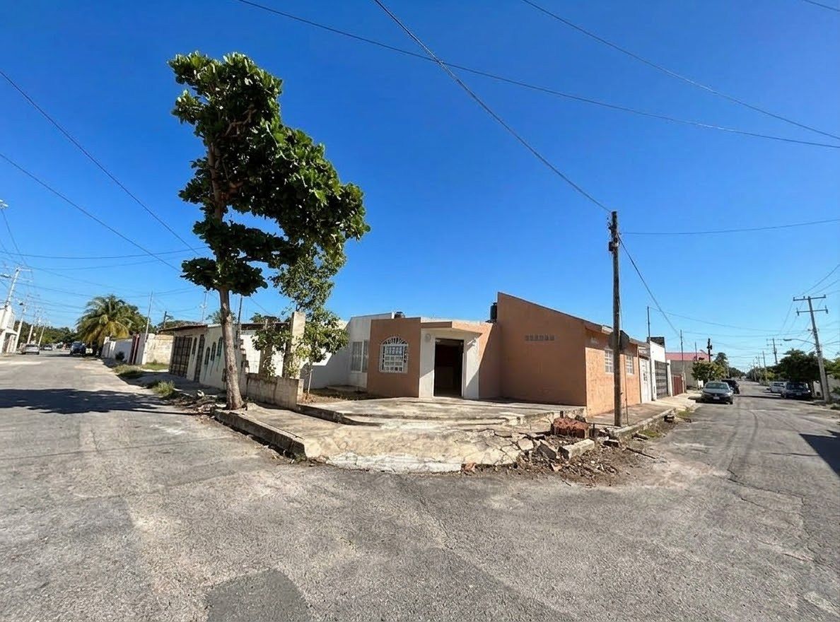 CASA VENTA EN JUAN PABLO II EN ESQUINA MÉRIDA YUCATÁN, foto 1 de 18