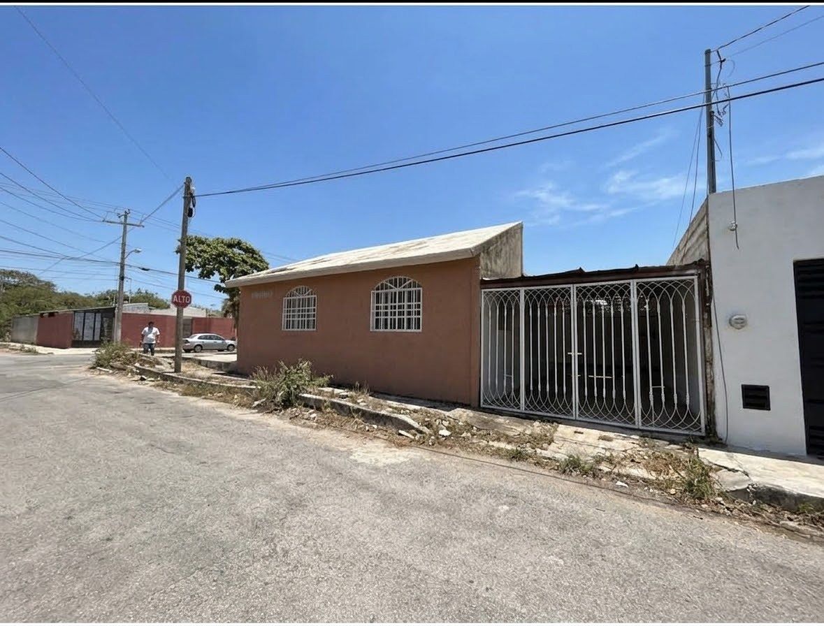 Casa en Juan Pablo II, Mérida, foto 2 de 18