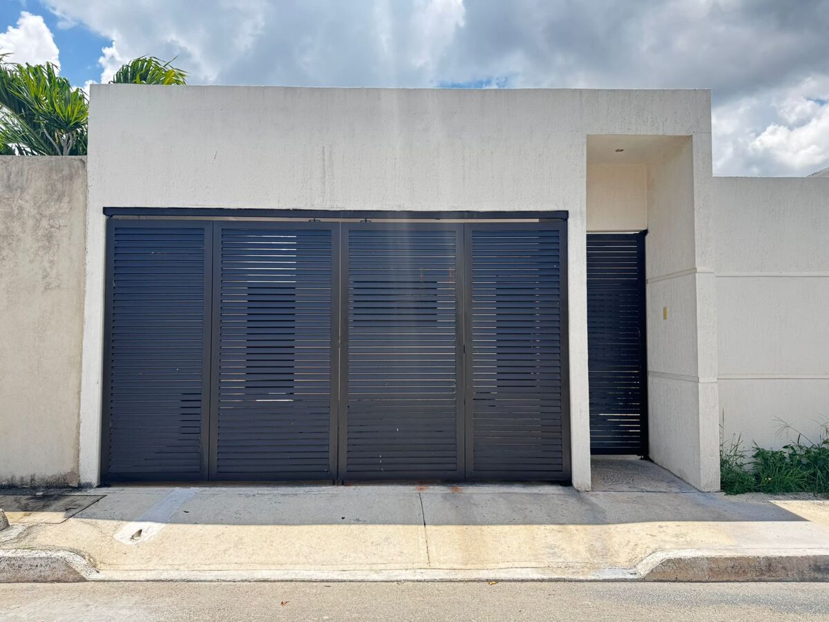CASA EN VENTA EN FRACCIONAMIENTO LAS AMERICAS II