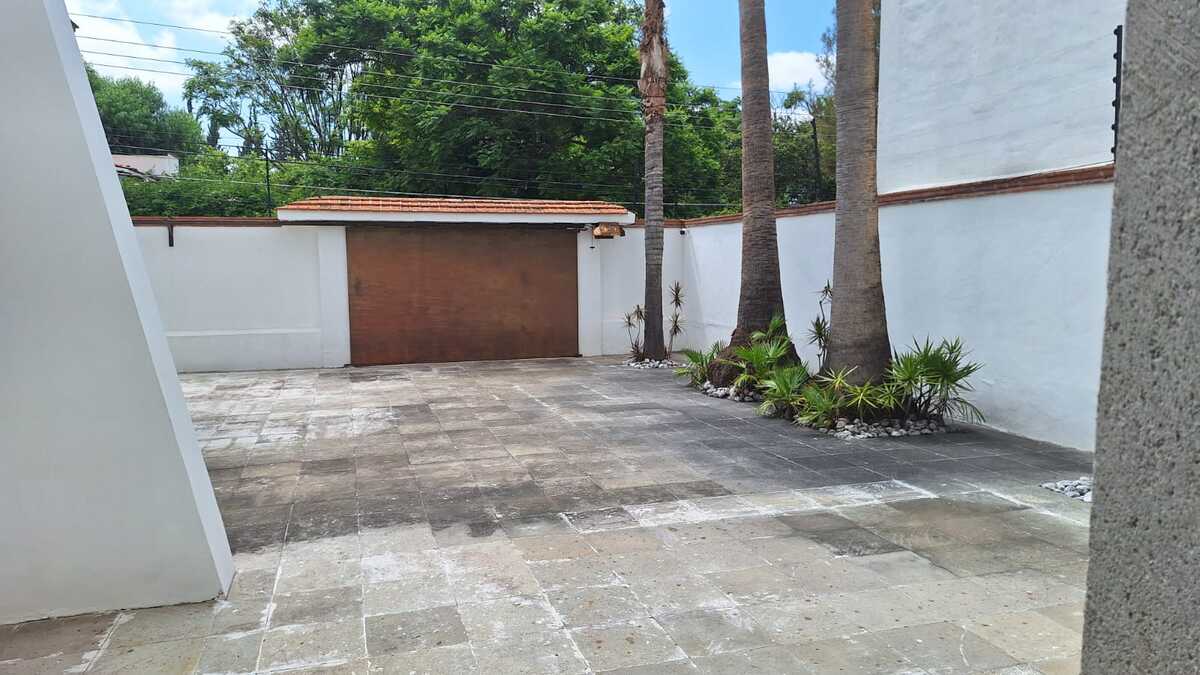 3 de 25