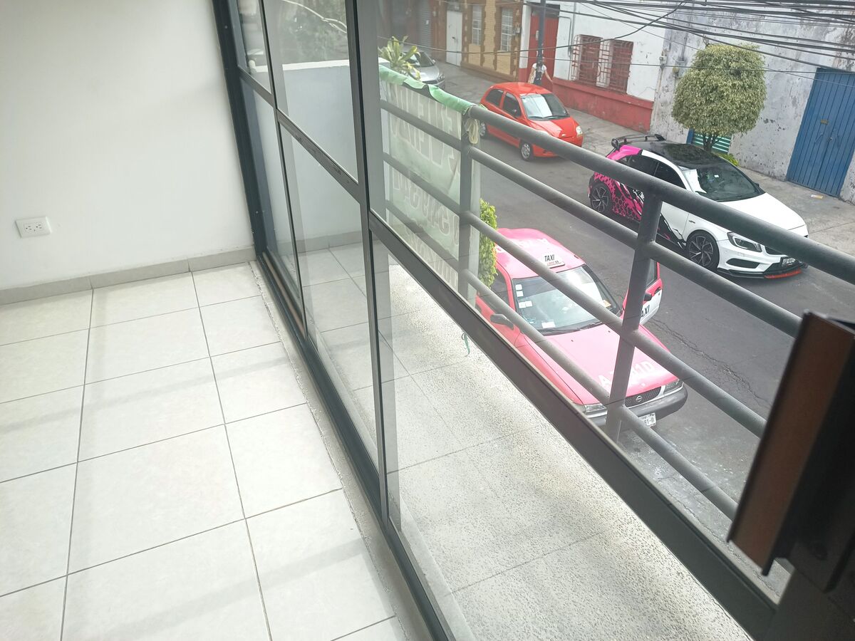 4 de 18